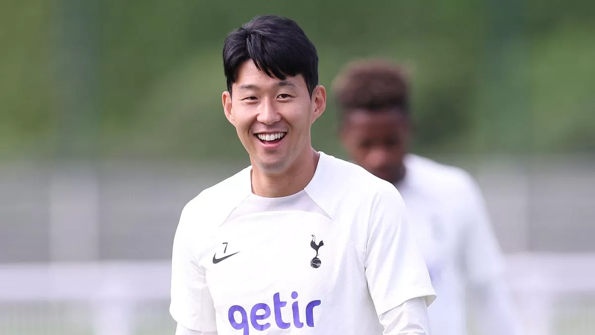 Son Heung-min hopes to see continued growth from youngster after Asiad gold, scoring title